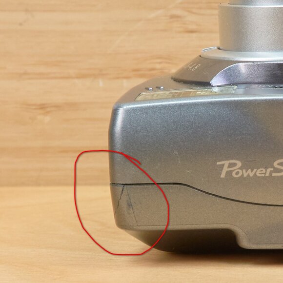 Vintage Canon Powershot A40 2 MP Digital Camera, 3x Optical Zoom - Picture 4 of 9